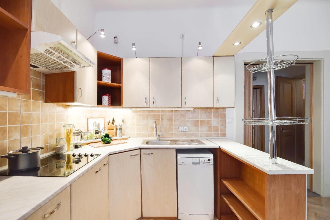 Curiosity Apartments Прага Екстер'єр фото
