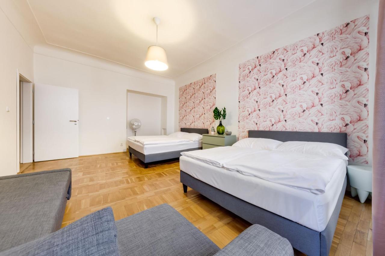 Curiosity Apartments Прага Екстер'єр фото