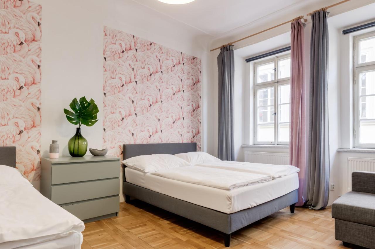 Curiosity Apartments Прага Екстер'єр фото
