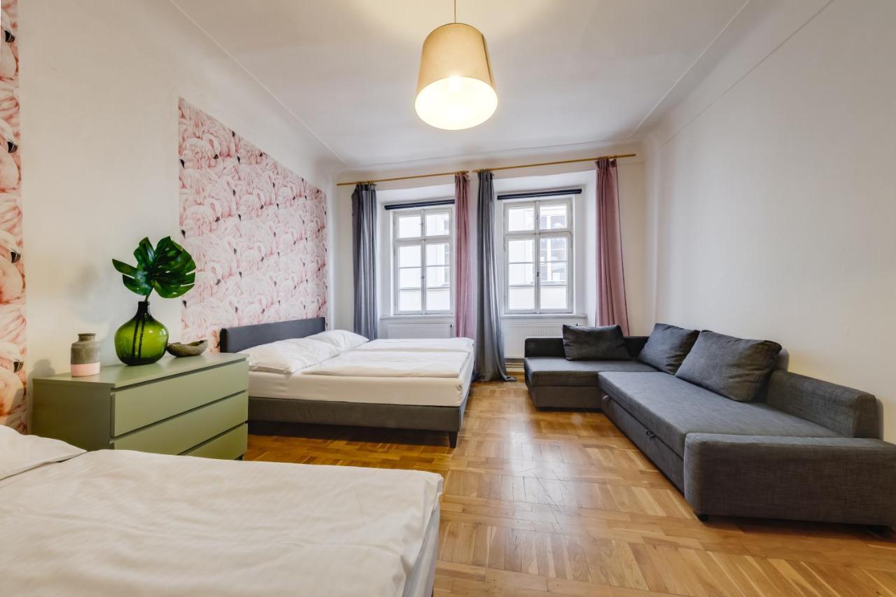 Curiosity Apartments Прага Екстер'єр фото