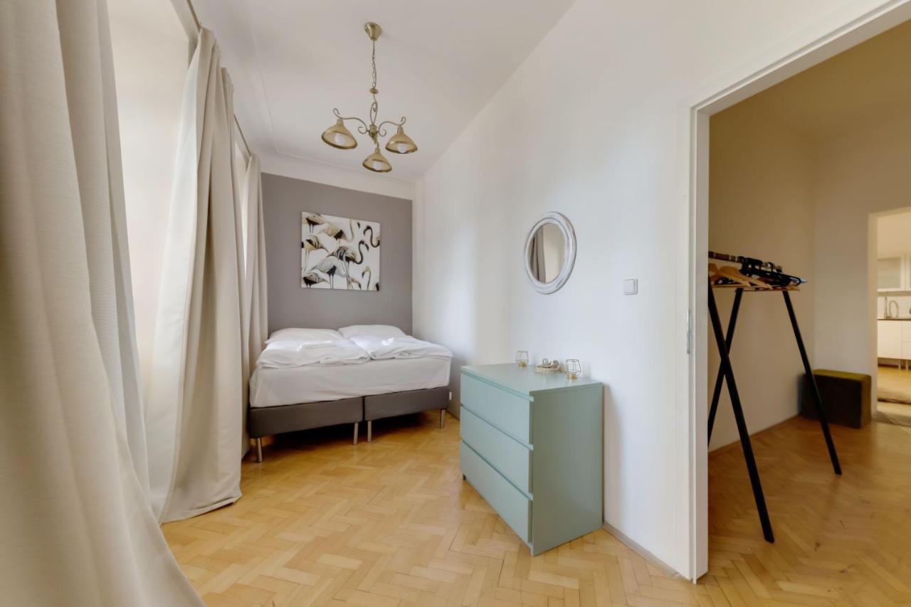 Curiosity Apartments Прага Екстер'єр фото