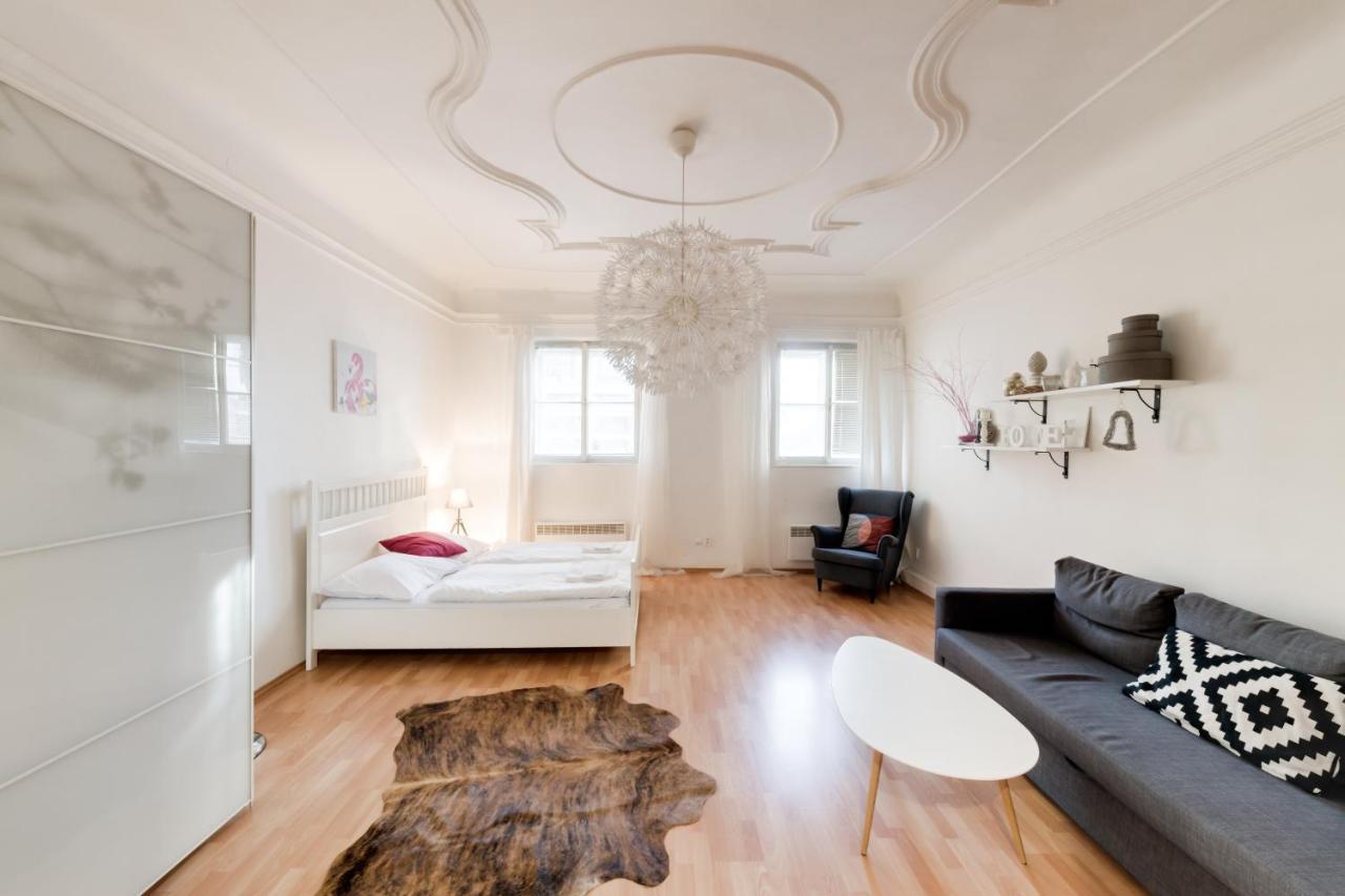 Curiosity Apartments Прага Екстер'єр фото